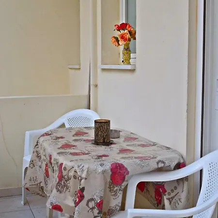 Apartment Stelios *
